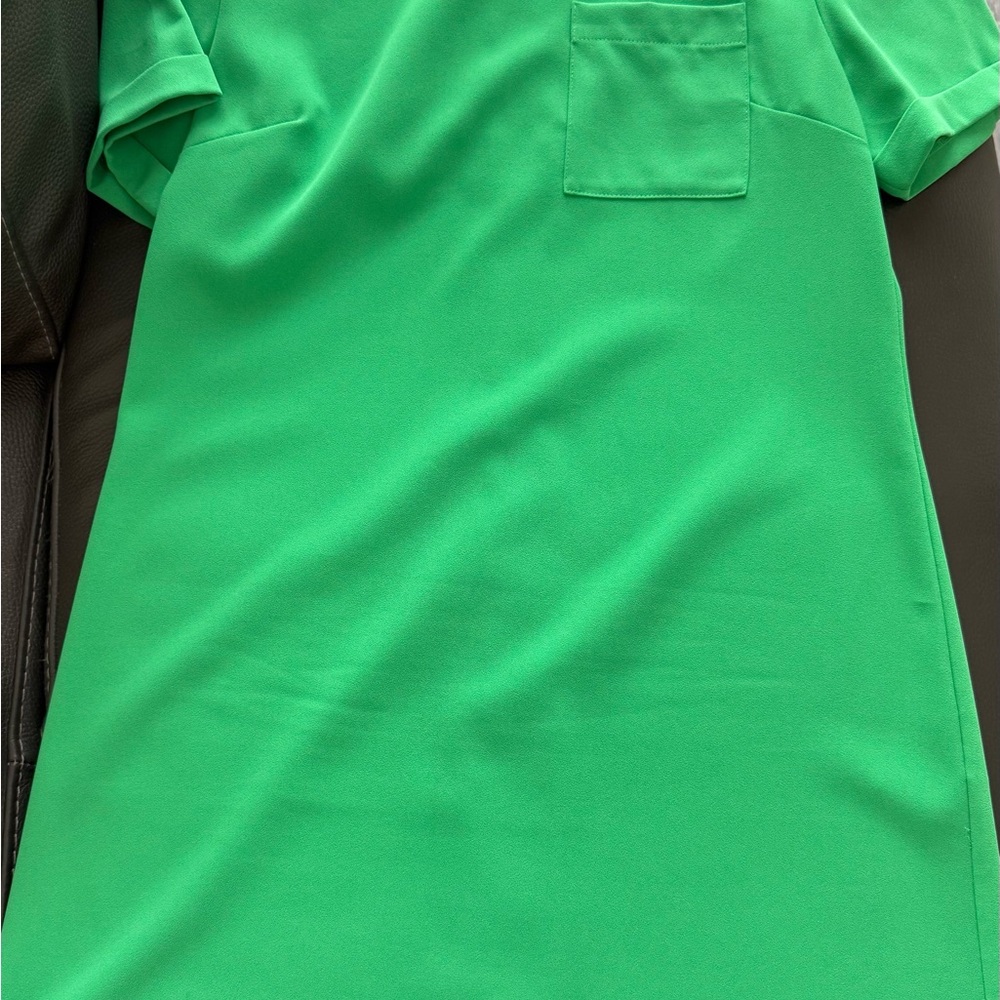 Alice + Olivia Vibrant Green Dress
